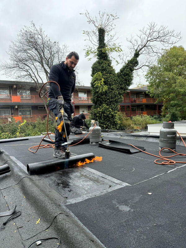 Bitumen Dak Vernieuwd in Rijswijk